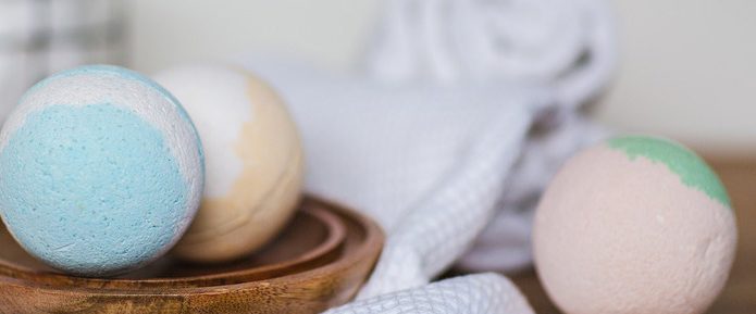DIY Bath Bombs with Essential Oils